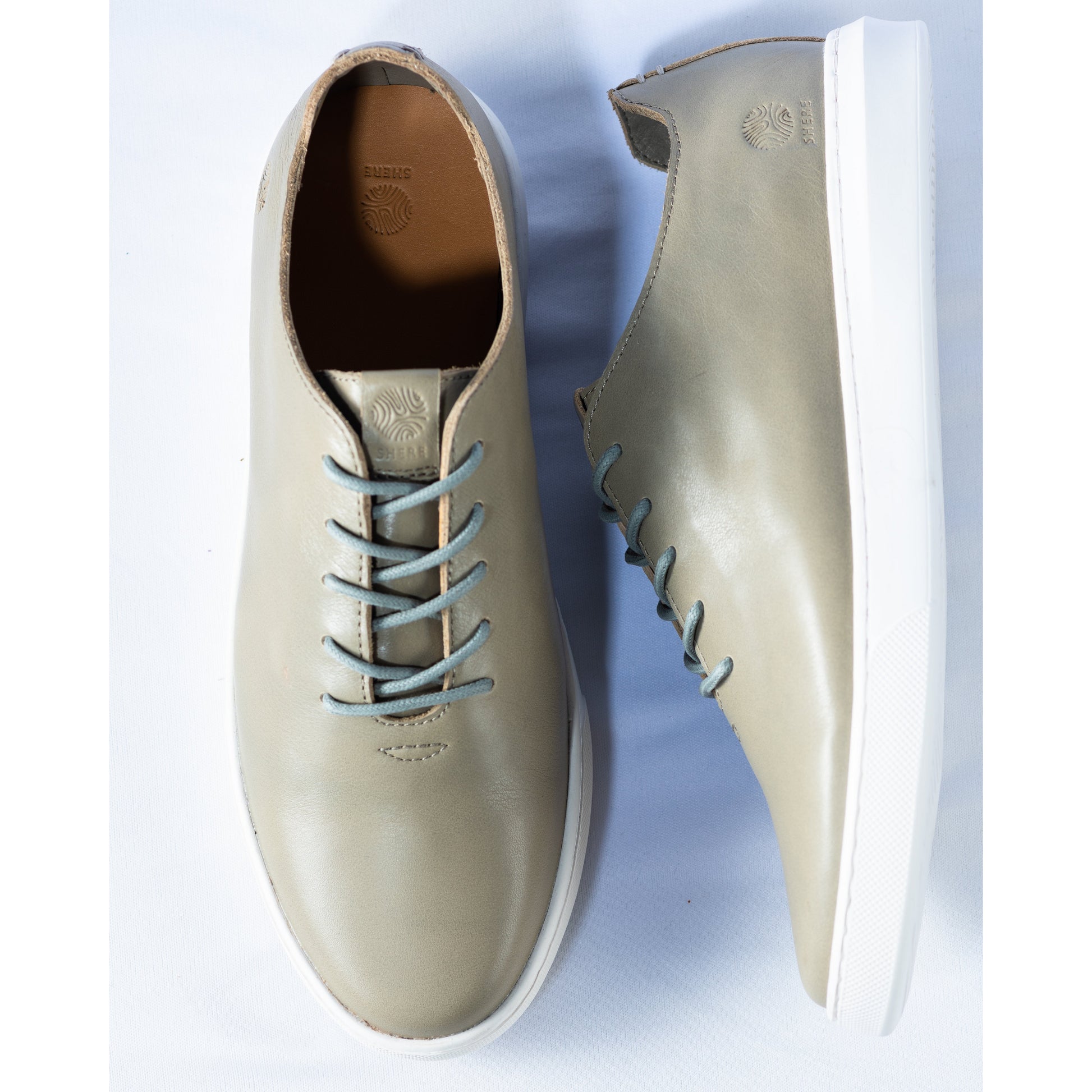 Shere M Premium Grey leather Mo's